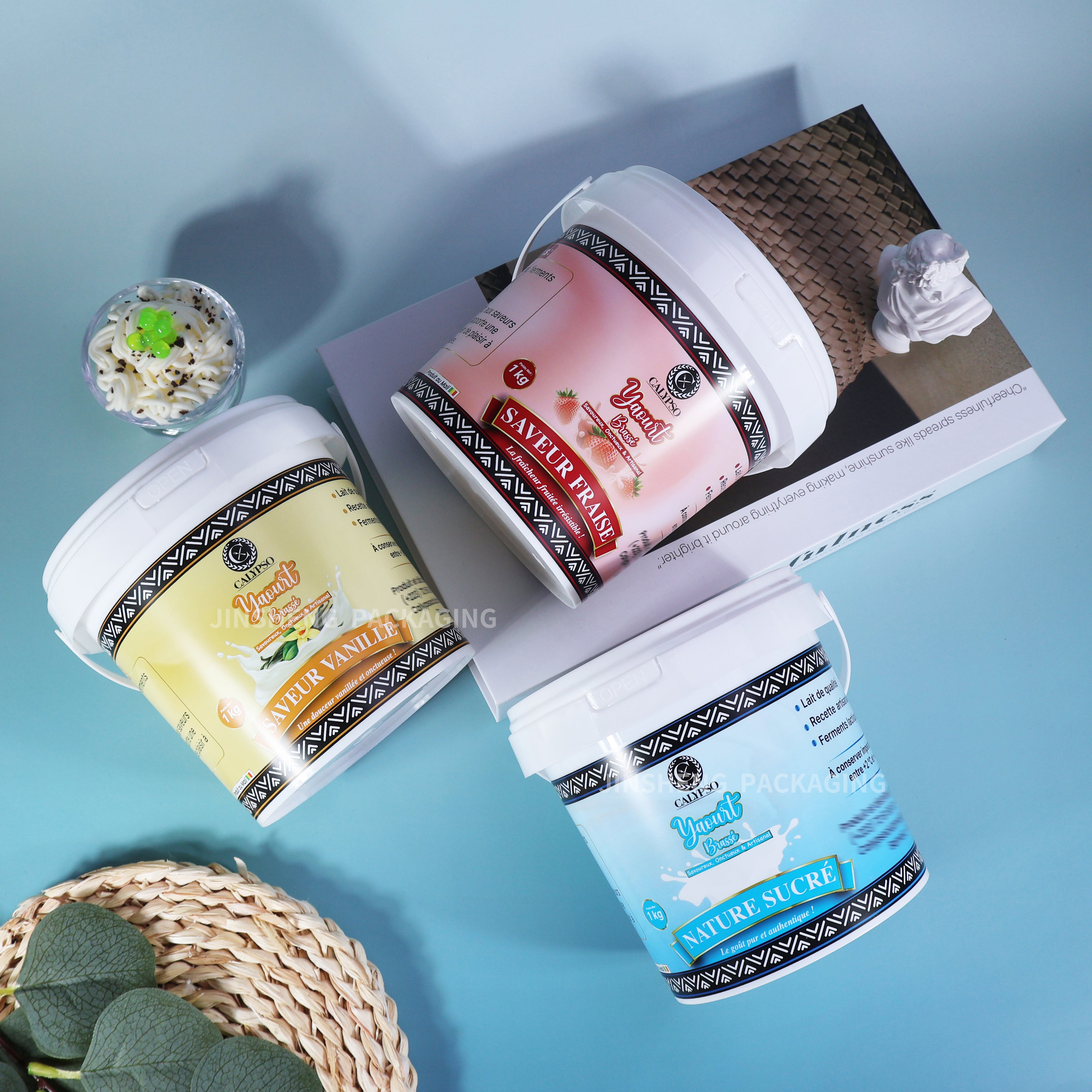 Custom Printed W031-C 1000ml Food Grade PP white container with lid