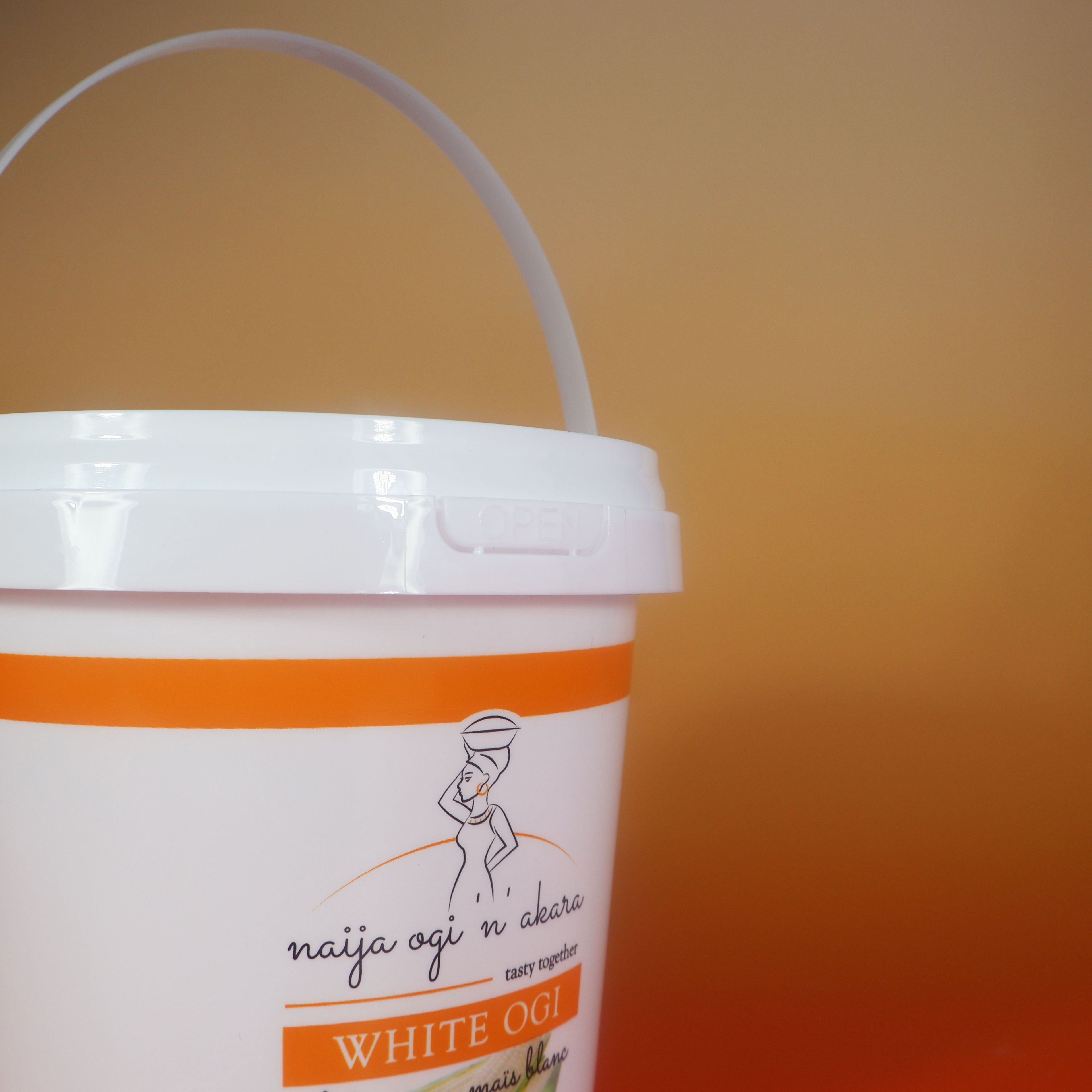 Custom Printed W027-C 750ml  Food Grade PP white cup with lid